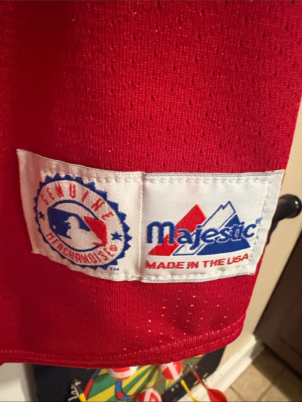 Red New York Yankees Button-Front Baseball Shirt - size Large - Picture 3 of 7